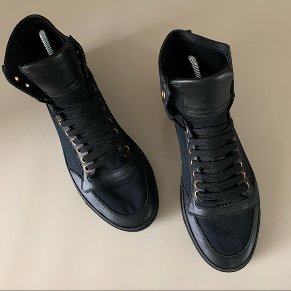 🚫SOLD•G®️🅰️ℹ️LED🚫 Versace High-Top Sneakers - Picture 3 of 11